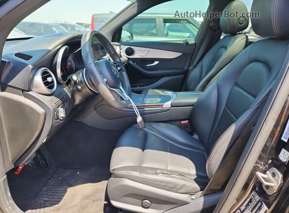 W1N0G8DBXMG006741 2021 MERCEDES-BENZ GLC-CLASS Black Dashboard view