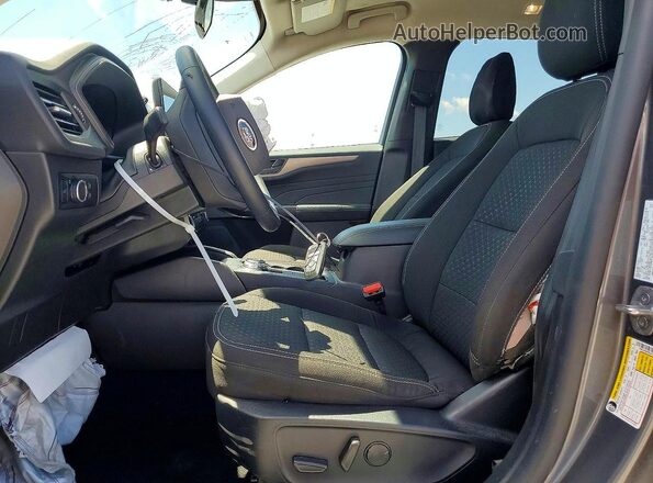 1FMCU0GN9RUA39402 2024 FORD ESCAPE Серый Вид панели приборов