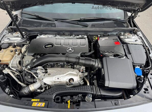 W1K3G4FB0MJ312642 2021 MERCEDES-BENZ A Charcoal Widok komory silnika