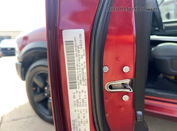 1C6RR6GT9KS647964 2019 RAM 1500 Red უკანა სალონის ხედი