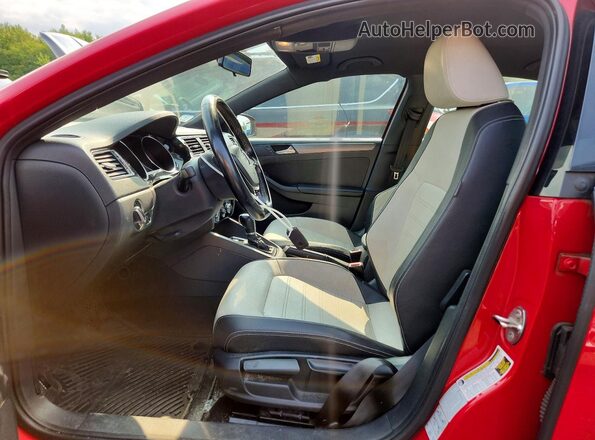 3VWD17AJXGM303354 2016 VOLKSWAGEN JETTA Красный Вид панели приборов