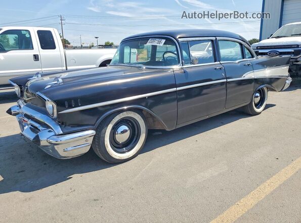 B57L129350 1957 CHEVROLET BEL Черный Задняя левая четверть