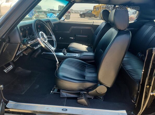 136371L131738 1971 CHEVROLET CHEVELLE Черный Вид салона спереди