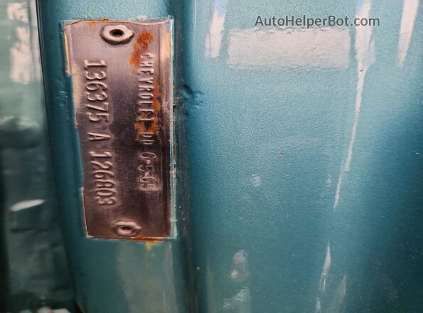 136375A126803 1965 CHEVROLET MALIBU Turquoise ძრავის განყოფილების ხედი