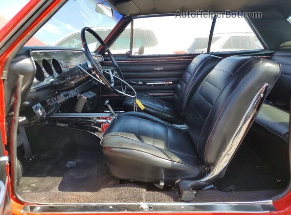 138375A149510 1965 CHEVROLET MALIBU Красный Вид салона спереди