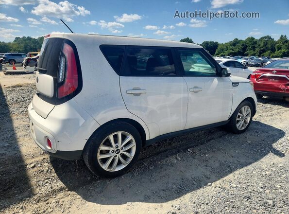 KNDJP3A59J7524137 2018 KIA SOUL Белый Передняя правая четверть