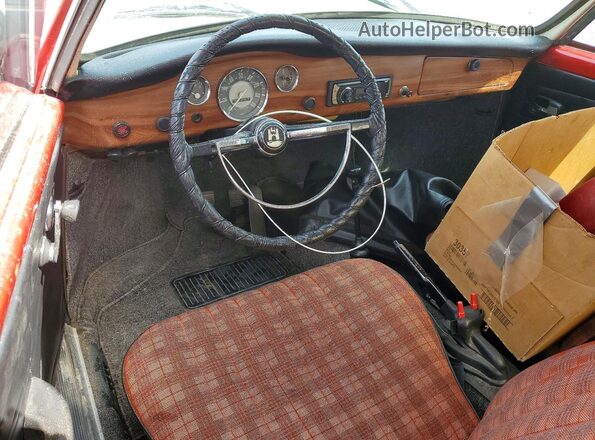 1402204899 1970 VOLKSWAGEN KARMANGHIA Red Vista del salpicadero
