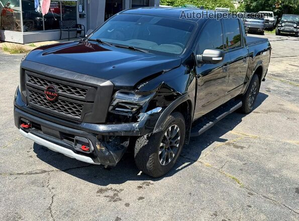 1N6AA1ED3PN104690 2023 NISSAN TITAN Черный Задняя левая четверть