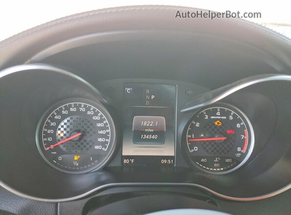 WDDWJ6EB8HF452927 2017 MERCEDES-BENZ C White Widok tylnych siedzeń