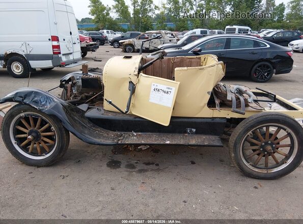 1465715 1970 FORD MODEL T Yellow 