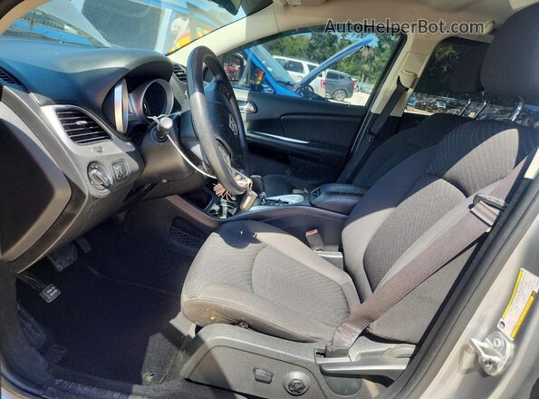 3C4PDCBG6HT532379 2017 DODGE JOURNEY Silver Вид панелі приладів