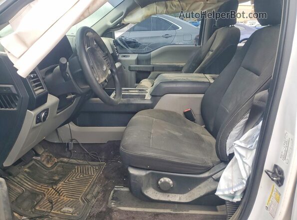1FTEW1EG2HKC98888 2017 FORD F150 White Widok deski rozdzielczej