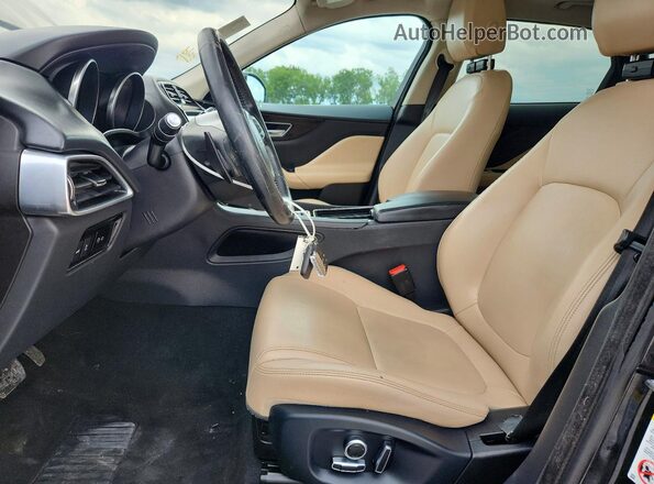 SADCJ2FX2LA620894 2020 JAGUAR F-PACE Black Вид панелі приладів