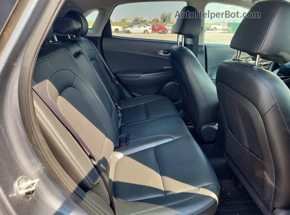 KM8K33A55JU086035 2018 HYUNDAI KONA Silver Engine compartment view
