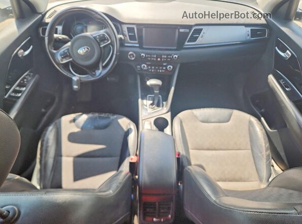 KNDCC3LC8H5065513 2017 KIA NIRO White Вид щитка приладів