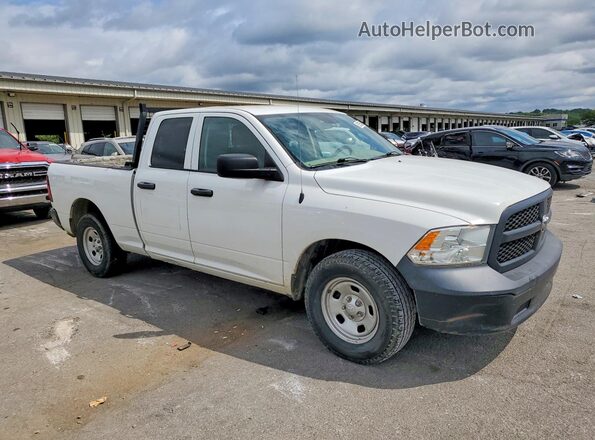 1C6RR6FG8KS672004 2019 RAM 1500 White Front view