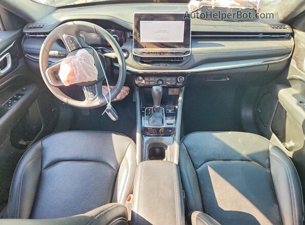 3C4NJDCNXST515675 2025 JEEP COMPASS White Instrument cluster view