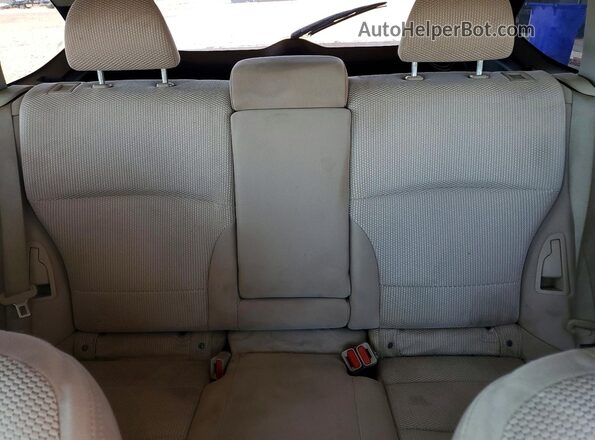 4S4BSAHC8H3418013 2017 SUBARU OUTBACK White Widok wnętrza z tyłu