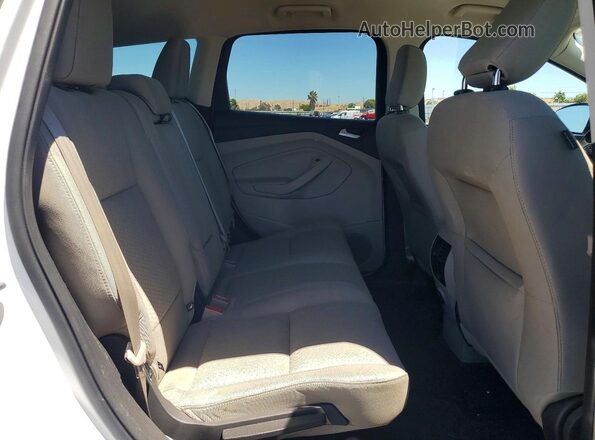 1FMCU0GD6JUD07995 2018 FORD ESCAPE White უკანა სალონის ხედი