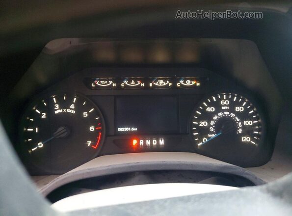 1FTEW1EG2HKC98888 2017 FORD F150 White Widok tylnych siedzeń