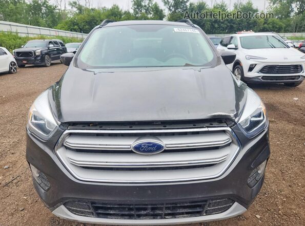 1FMCU9HD6JUB09467 2018 FORD ESCAPE Gray Вид ззаду