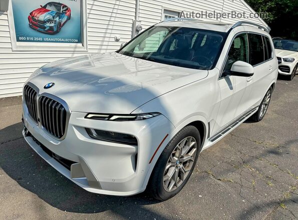 5UX23EM07S9Y27594 2025 BMW X7 White Задня ліва чверть