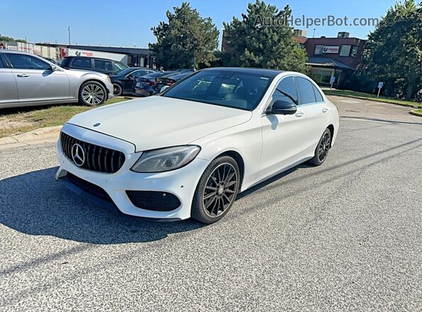 55SWF4KB8HU192830 2017 MERCEDES-BENZ C White Trasero derecho