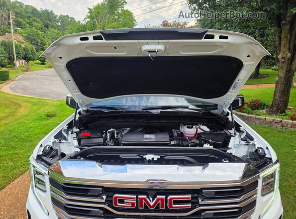 1GTUUDED2TZ321689 2026 GMC SIERRA White Widok deski rozdzielczej