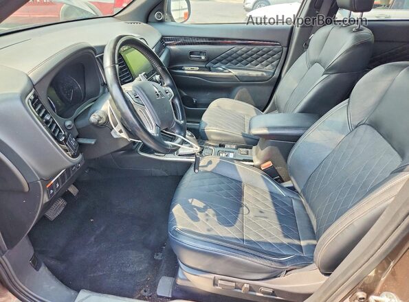 JA4J2VA78NZ055087 2022 MITSUBISHI OUTLANDER Gray Widok deski rozdzielczej