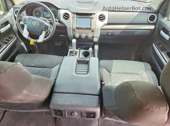 5TFEM5F11HX112753 2017 TOYOTA TUNDRA Blue Սարքավորումների վահանակի տեսք