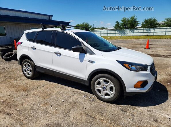 1FMCU0F77JUC89129 2018 FORD ESCAPE Белый Вид спереди