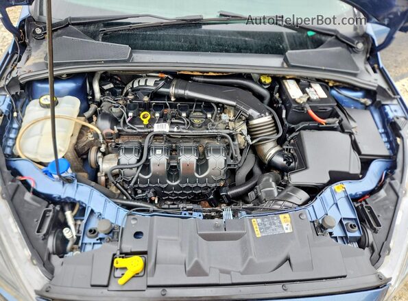 1FADP3L96JL208155 2018 FORD FOCUS Blue ძრავის განყოფილების ხედი