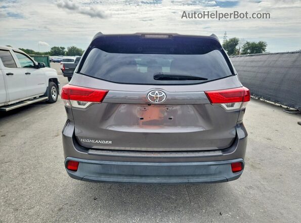 5TDZARFH9HS023291 2017 TOYOTA HIGHLANDER Gray Widok wnętrza z przodu