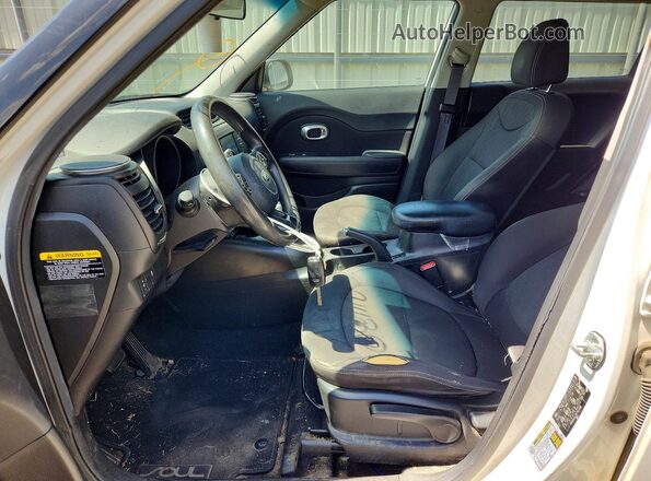 KNDJN2A27K7914306 2019 KIA SOUL White Dashboard view