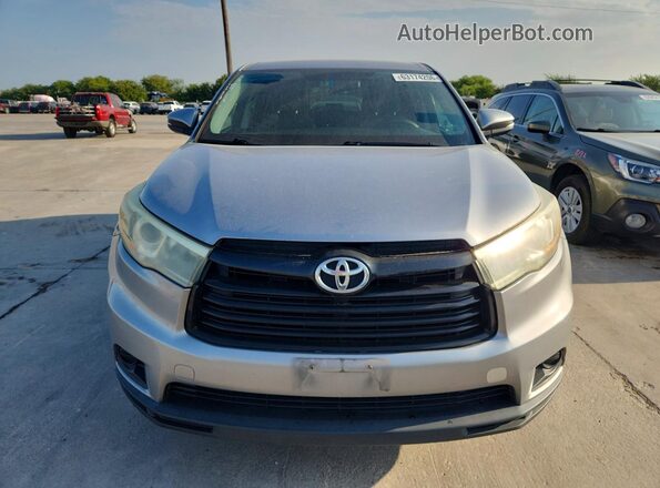 5TDZARFH9GS023158 2016 TOYOTA HIGHLANDER Silver Հետևի տեսք