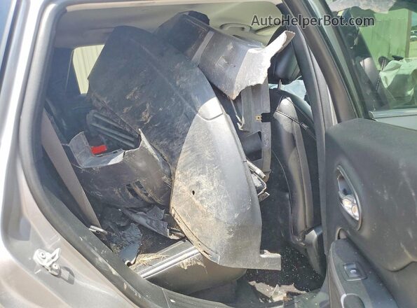 1C4PJLLB9KD187020 2019 JEEP CHEROKEE Gray Շարժիչի բաժամունքի տեսք