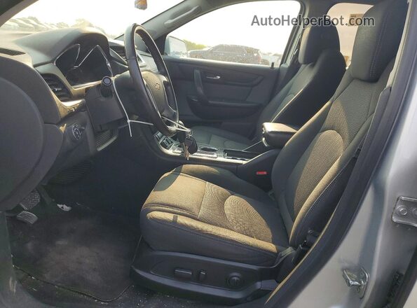 1GNKVHKD0GJ270818 2016 CHEVROLET TRAVERSE Silver Widok deski rozdzielczej