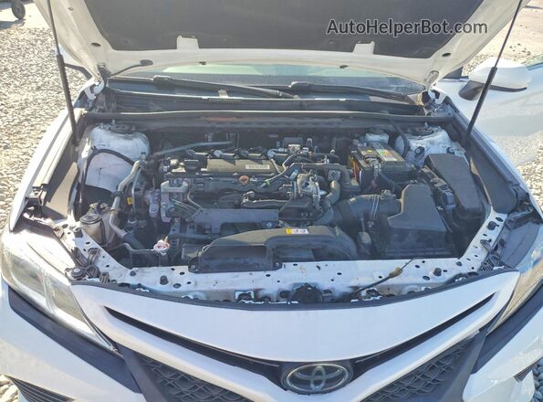 4T1G11AK6LU506734 2020 TOYOTA CAMRY White Widok komory silnika