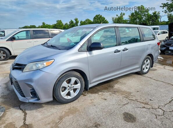 5TDZZ3DC0JS959545 2018 TOYOTA SIENNA Silver Trasero izquierdo