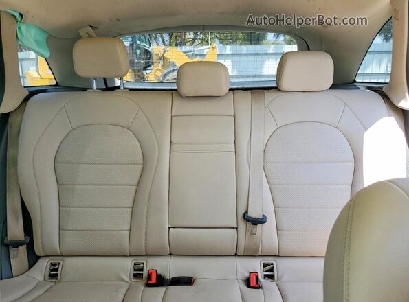 WDC0G4JB6HF165041 2017 MERCEDES-BENZ GLC-CLASS White Vista interior trasera