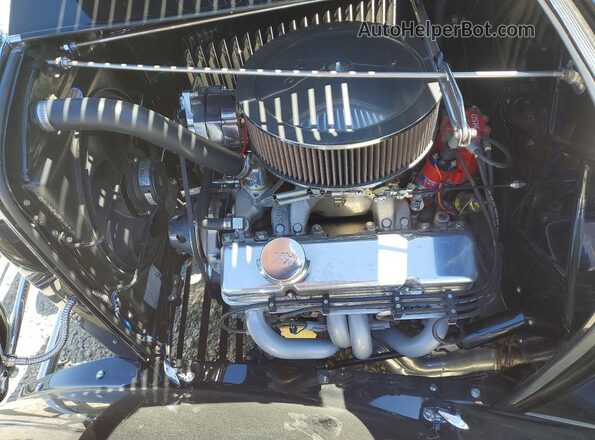 18133066 1932 FORD UNKNOWN Black Rear interior view