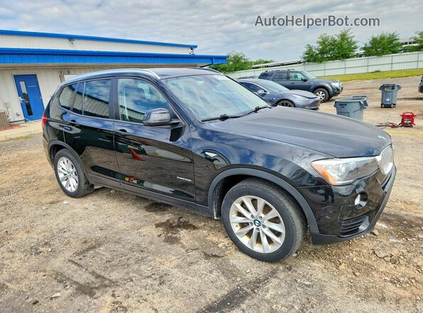 5UXWX9C53H0T00272 2017 BMW X3 Black Widok z przodu