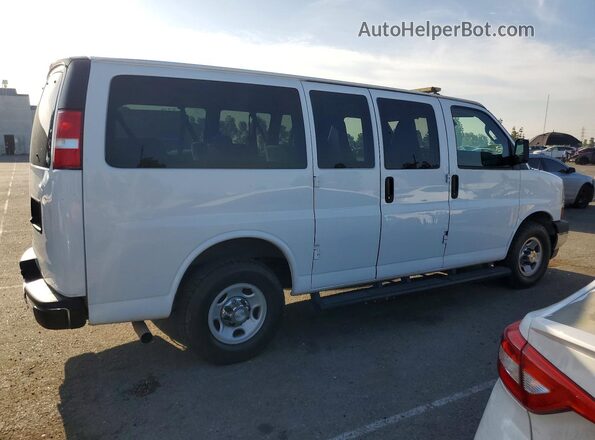 1GAZGMFG2K1278130 2019 CHEVROLET EXPRESS White Передня права чверть