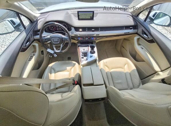 WA1LHAF71KD026709 2019 AUDI Q7 White Вид щитка приладів