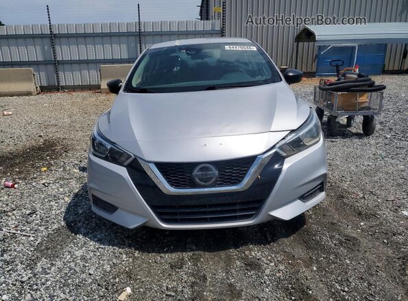 3N1CN8DV5LL868265 2020 NISSAN VERSA Silver Rear view