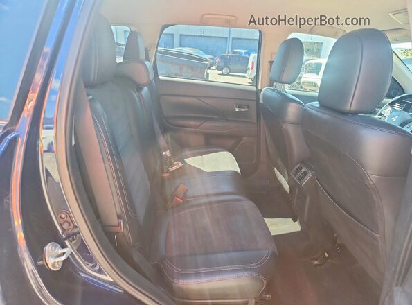 JA4AZ3A3XKZ044004 2019 MITSUBISHI OUTLANDER Blue ძრავის განყოფილების ხედი