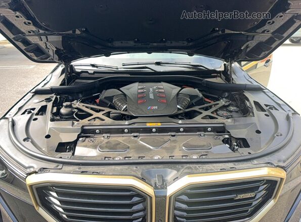 5YM23CS06S9Z98899 2025 BMW XM Black Widok deski rozdzielczej