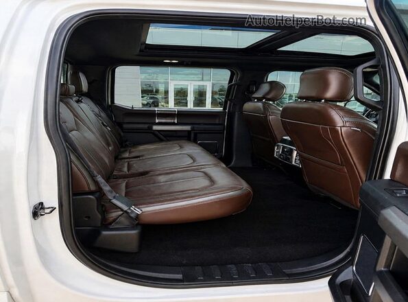 1FTEW1EG1HFB33214 2017 FORD F150 White Widok wnętrza z przodu