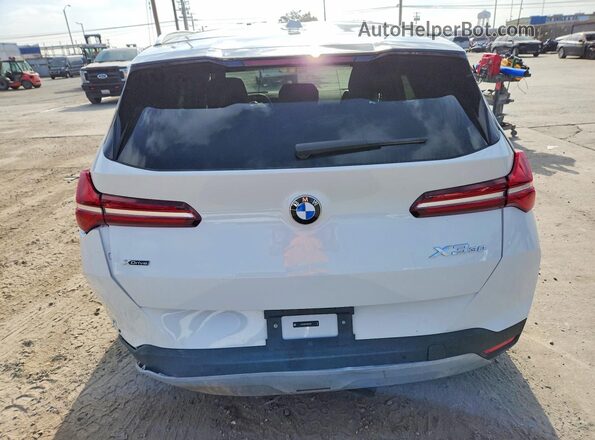 5UX53GP04T9241490 2026 BMW X3 White წინა სალონის ხედი