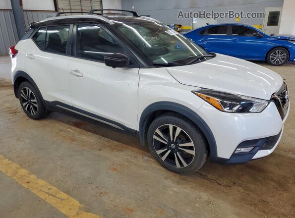 3N1CP5CU0JL532876 2018 NISSAN KICKS White Դիմացի տեսք